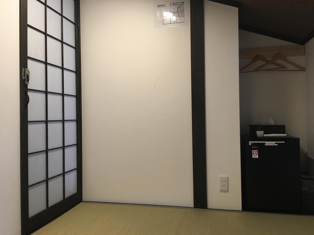 Himawari Shijo Kawaramachi Guest house 2*